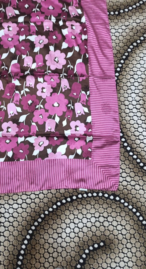 Pembe Çiçek Desenli Fırfırlı Kadın Fular - Görsel 2