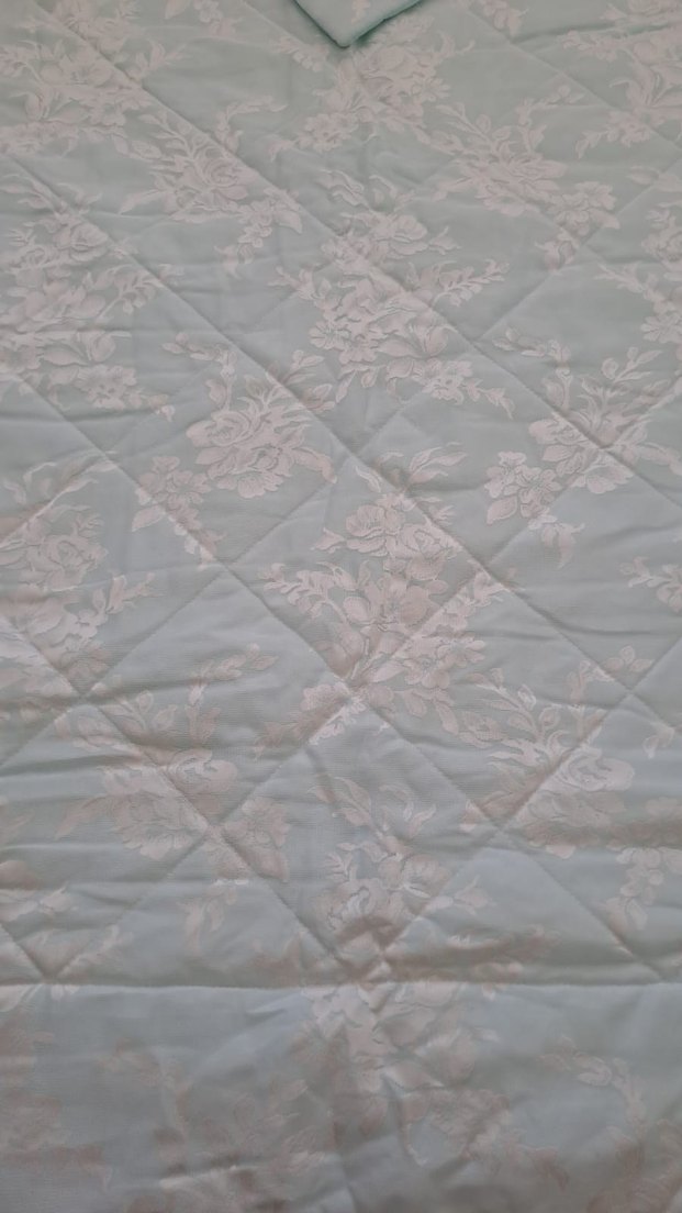 Pastel Beyaz Düz Desenli Yatak Örtüsü - Görsel 4