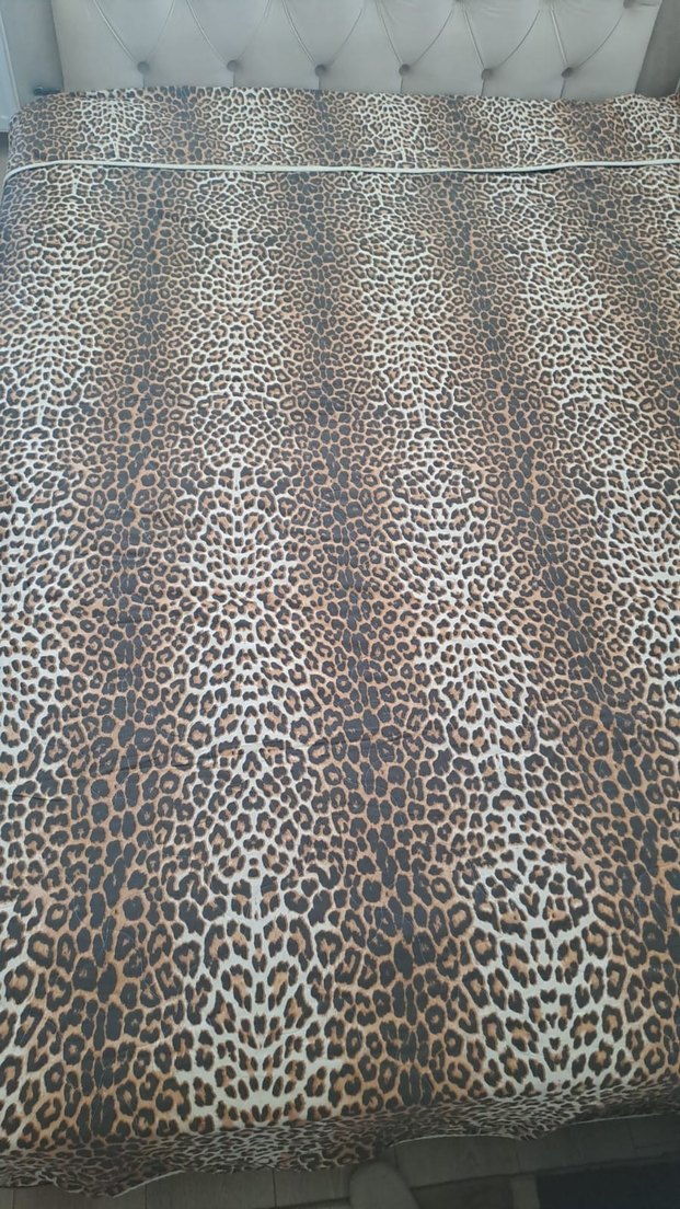 Parlak Kahverengi Leopar Desenli Yatak Örtüsü - Görsel 2