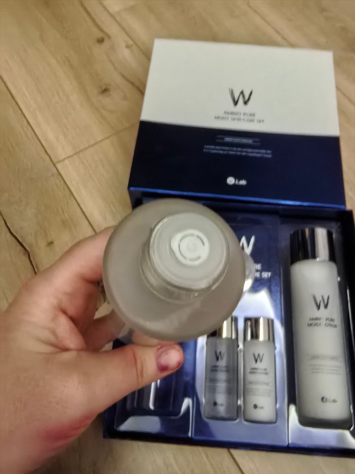 W Amino Pure Nemlendirici Erkek Cilt Bakım Seti - Görsel 5