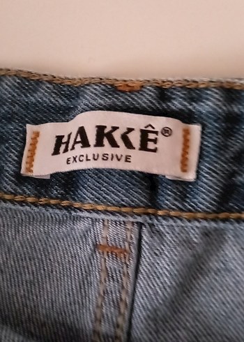 Kadın Mini Mavi Kemerli Denim Şort - Görsel 3