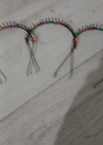 3adet Renkli Plastik Çivili Elastik Saç Bandı tanesi 20 - Görsel 2