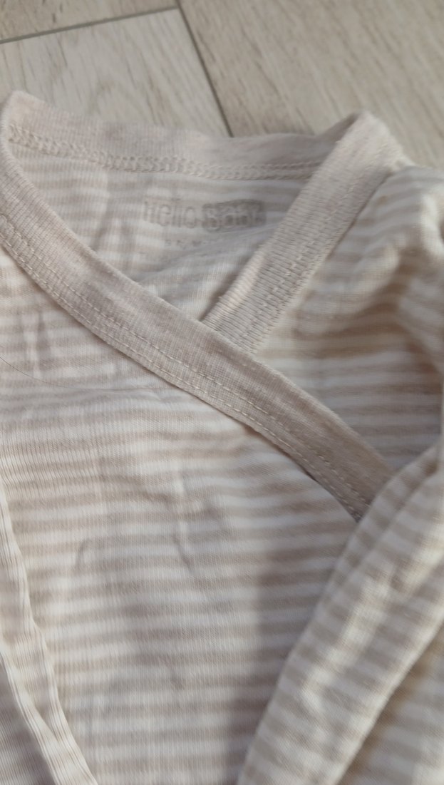 Uzun Kollu V Yakalı Bebek Body - Görsel 3