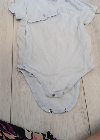 Düğmeli Beyaz Erkek Bebek Body - Görsel 2