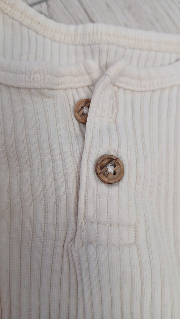 Düğmeli Beyaz Bebek Body - Görsel 3