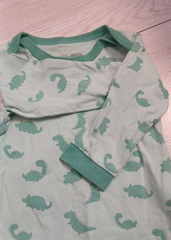 Uzun Kollu Düğmeli Bebek Hastane Kıyafeti - Görsel 2