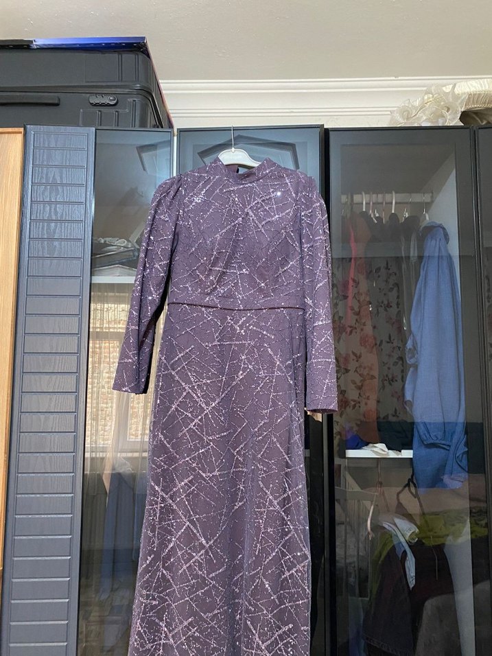 Uzun Kollu Mor Bağlama Desenli Uzun Elbise - Görsel 2