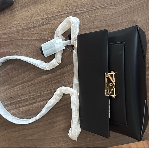 MİCHAEL KORS CECE büyük boy çanta