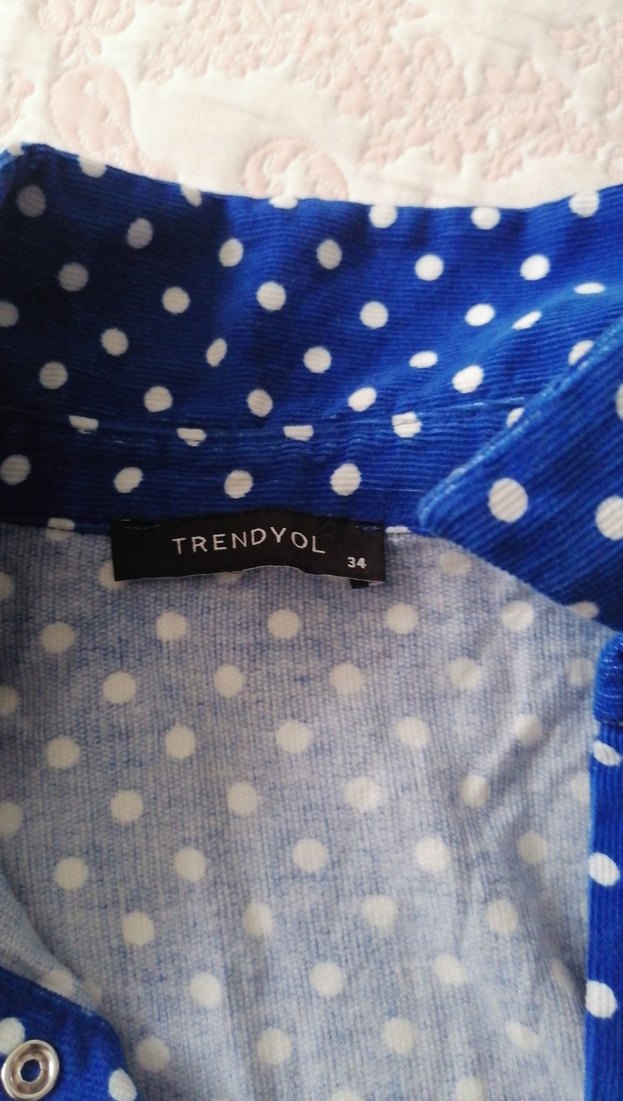 Mavi Puantiyeli Düğmeli Kadın Gömlek - Görsel 2