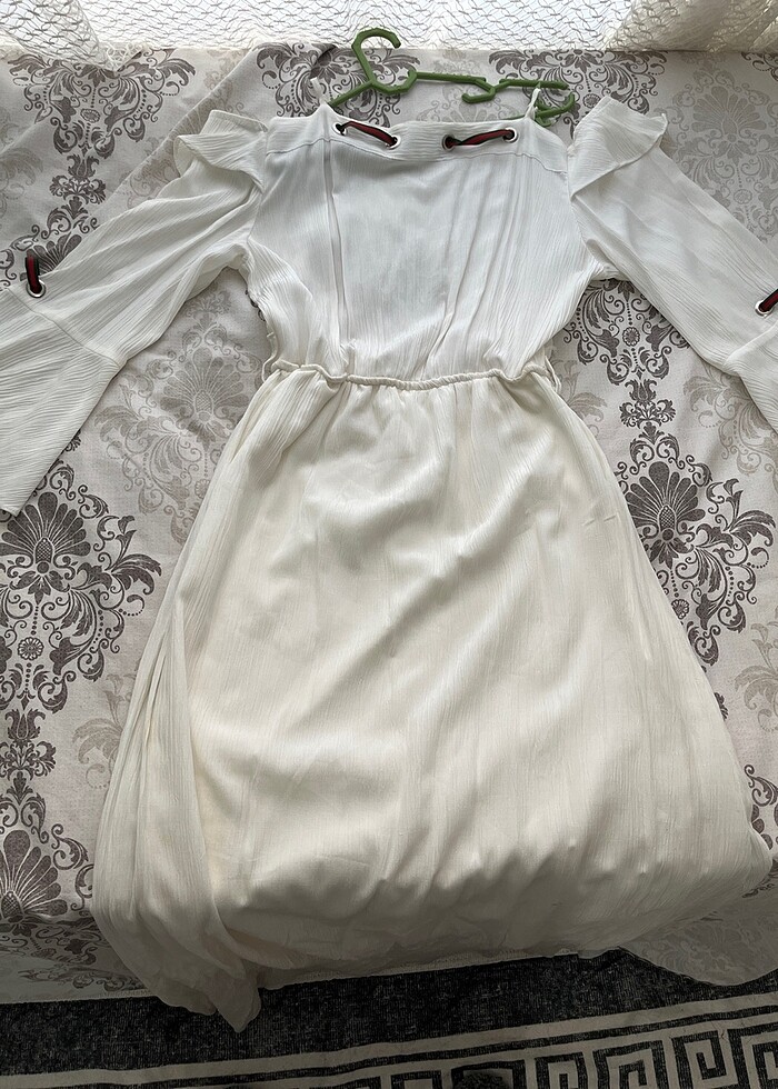 Beyaz yazlık elbise - Görsel 2