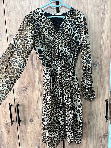 Leopar desenli elbise - Görsel 2