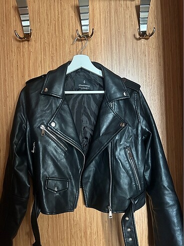 Stradivarius Stradivarius Kemerli Suni Deri Biker Ceket