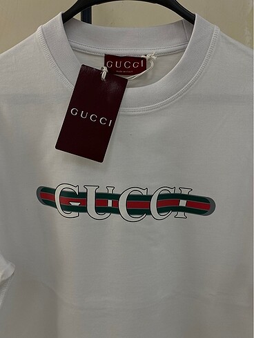 basic tshirt
