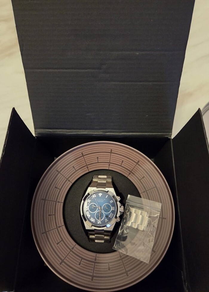 Titanio Augustus Saat - Görsel 3