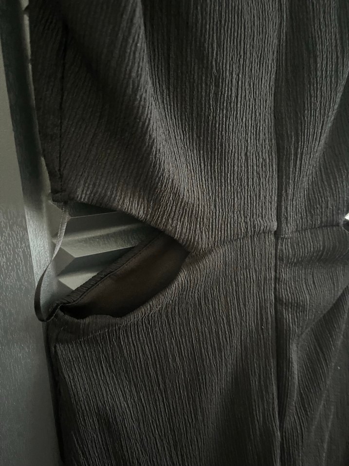 Koton Siyah Kemer Detaylı Midi Elbise - Görsel 4