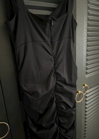 Siyah Drapeli Midi Elbise - Görsel 3