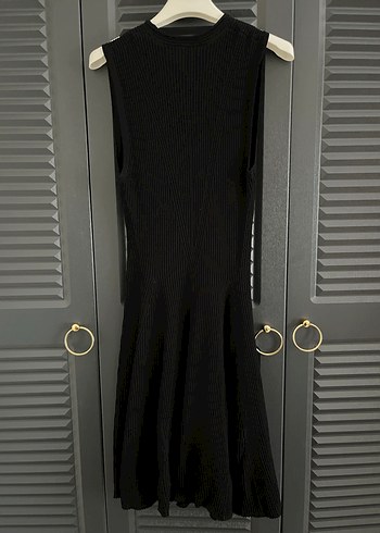 Mango Siyah Pileli Midi Elbise - Görsel 2