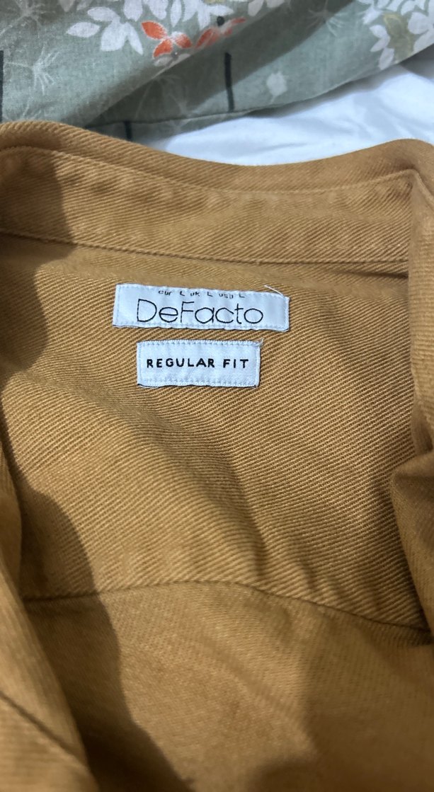 Düğmeli Kahverengi Keten Uzun Kollu Gömlek - Görsel 2