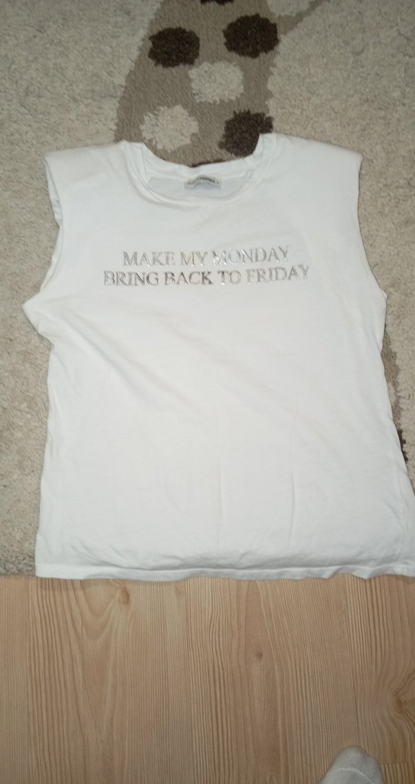 Gri Baskılı Beyaz Hamile Kolsuz Tişört - Görsel 2