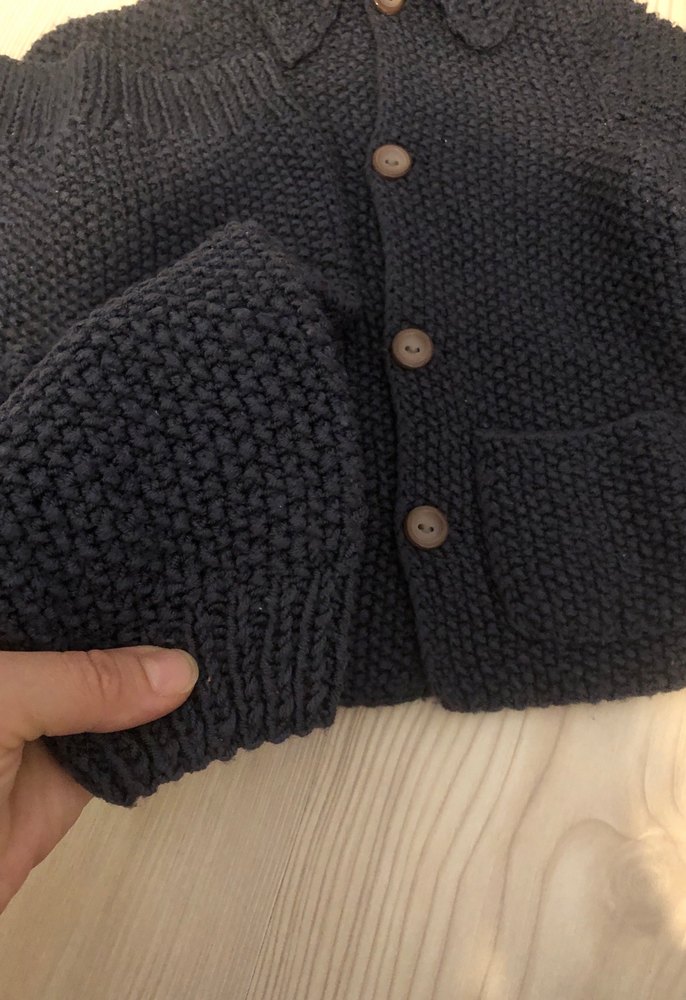 Erkek Çocuk Gri Örgü Hırka - Görsel 4