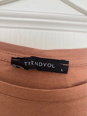 l Beden TRENDYOL TİŞÖRT