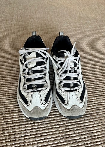 Skechers Beyaz Spor Ayakkabı - Görsel 2