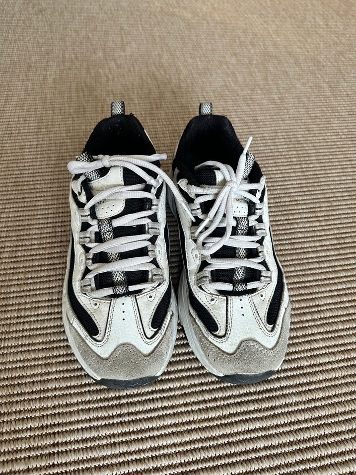 Skechers Beyaz Spor Ayakkabı - Görsel 2