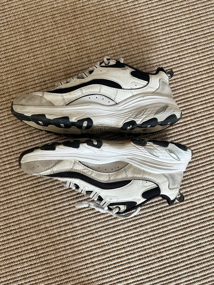 Skechers Beyaz Spor Ayakkabı - Görsel 4