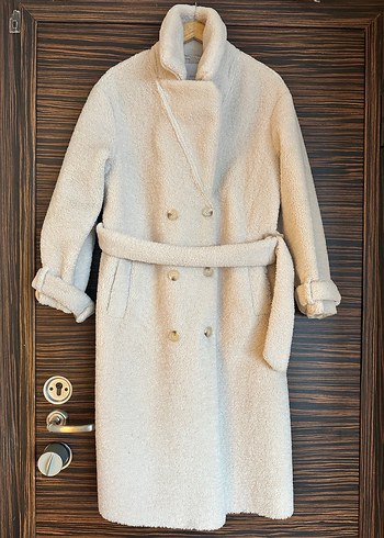 Uzun Beyaz Peluş Kadın Kaban - Görsel 2