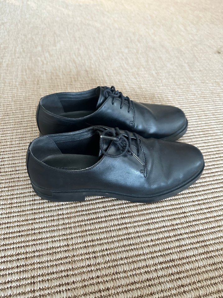 Klasik Siyah Deri Kadın Ayakkabı - Görsel 4