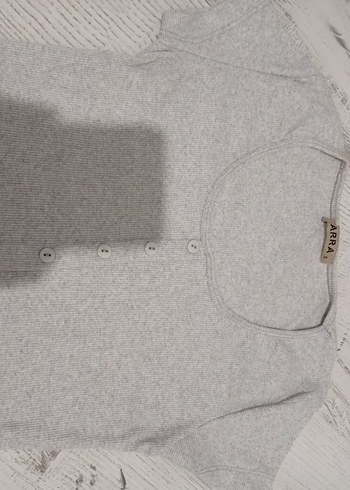 gri kare yaka crop top