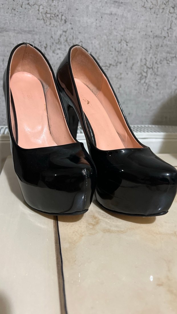 Siyah Rugan Kadın Stiletto Topuklu Ayakkabı - Görsel 3