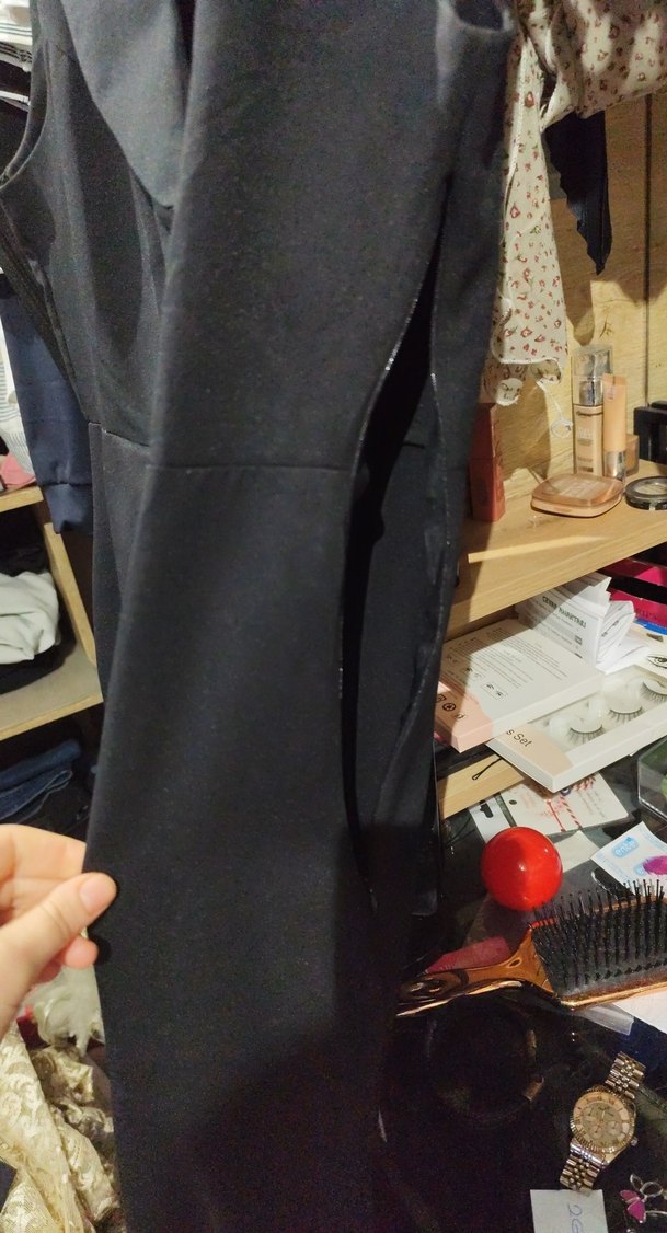 Uzun Siyah Kolsuz Elbise - Görsel 2