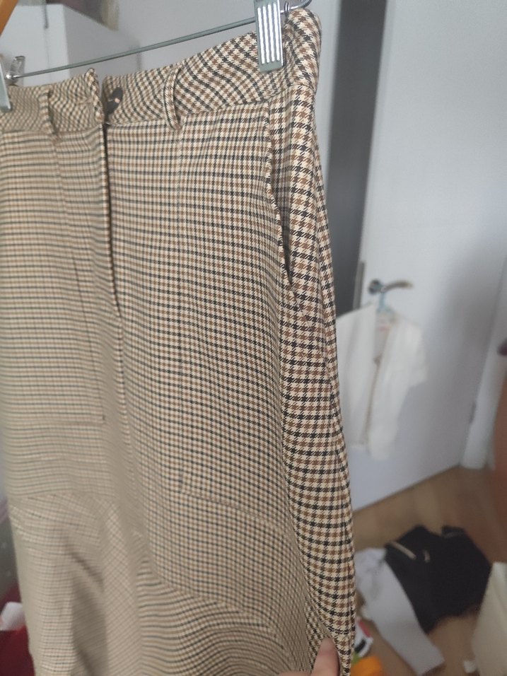 Bej Midi Önden Yırtmaçlı Kadın Etek - Görsel 3