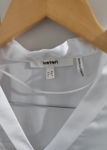 Beyaz V Yaka Uzun Kollu Gömlek - Görsel 5