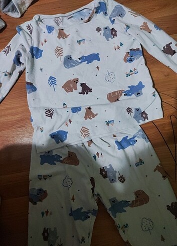 Erkek çocuk pijama takımı 