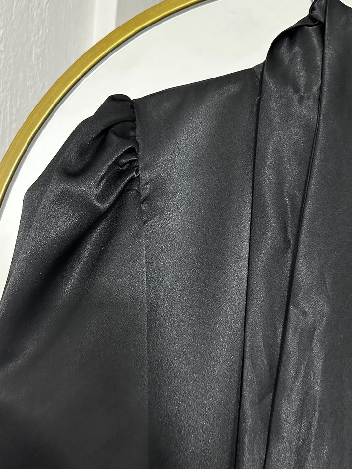 Siyah Uzun Drapeli saten Kadın Elbise - Görsel 4