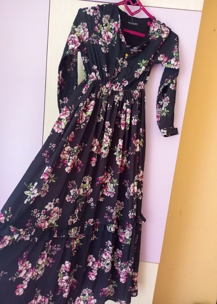 Çiçekli elbise tesettür - Görsel 2