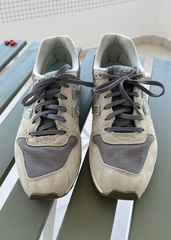 New Balance Gri Kadın Spor Ayakkabı