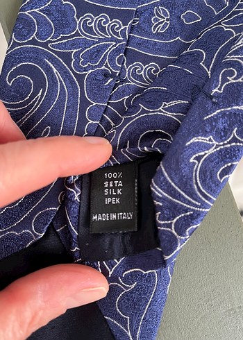 Koyu Mavi Klasik Desenli Erkek Kravat - Görsel 5