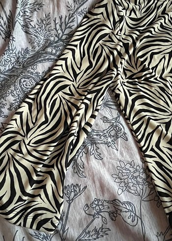 Diğer Zebra Desenli Bluz