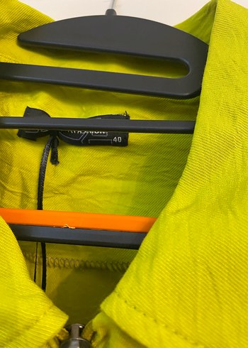 Sarı Uzun Kollu Nakışlı Keten Gömlek - Görsel 3