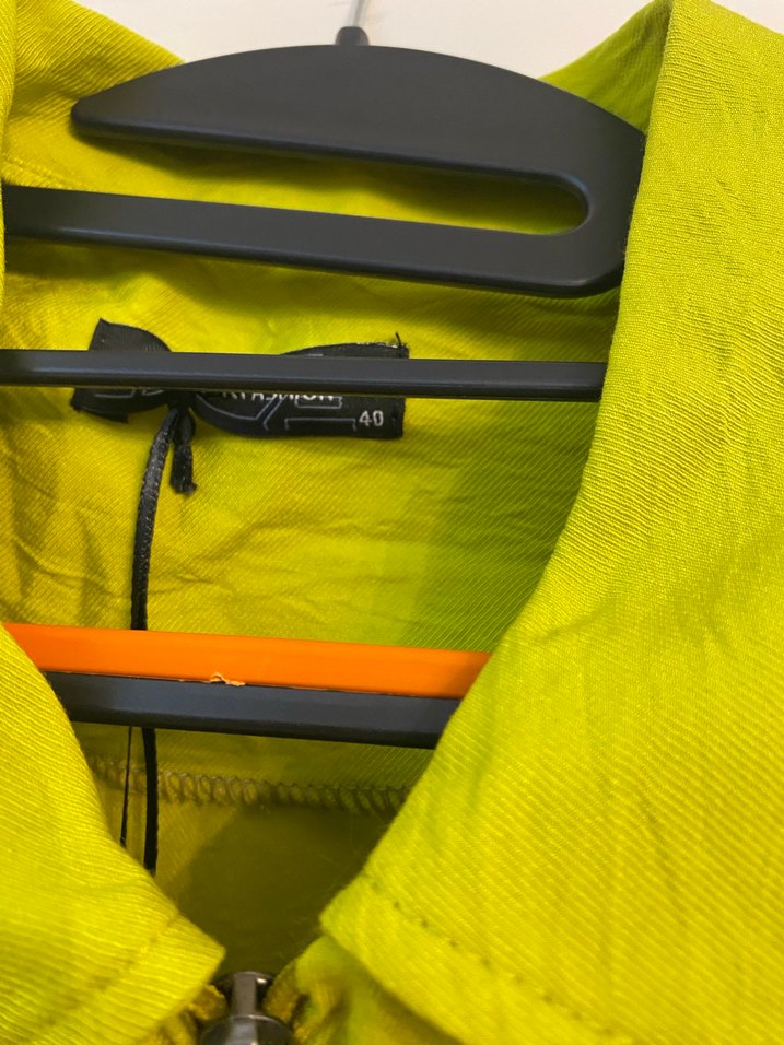 Sarı Uzun Kollu Nakışlı Keten Gömlek - Görsel 3