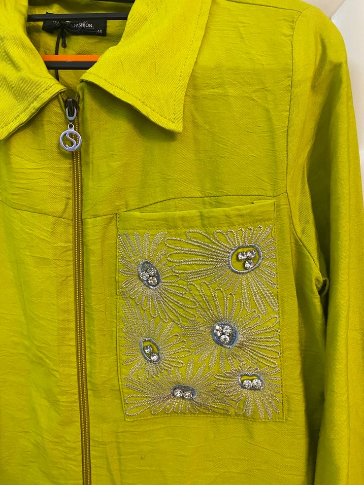 Sarı Uzun Kollu Nakışlı Keten Gömlek - Görsel 2