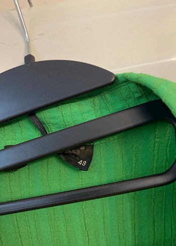 Yeşil Pliseli Uzun Keten Kadın Gömlek - Görsel 2