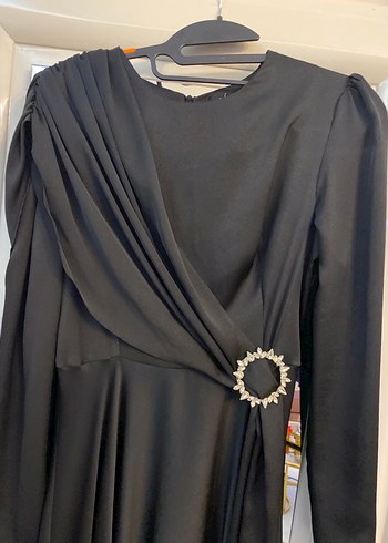 Siyah Drapeli Uzun Kollu Uzun Abiye Elbise - Görsel 2