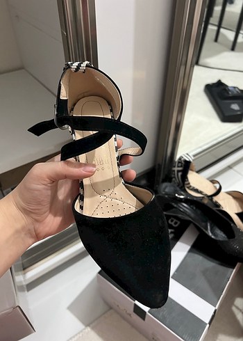 Kare Topuklu Siyah Yılan Desenli Kadın Ayakkabı - Görsel 3