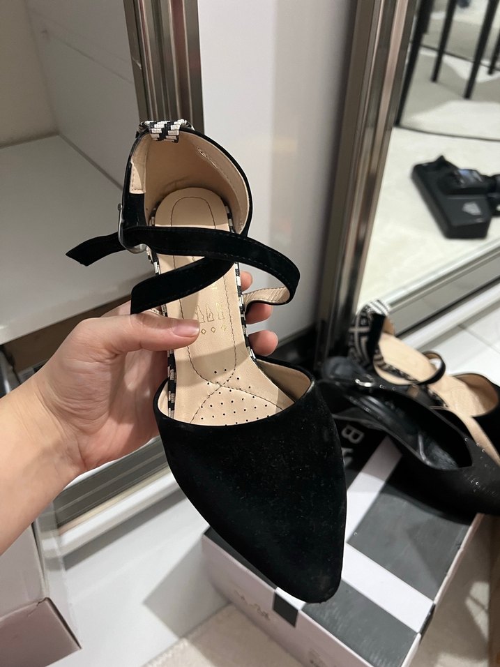 Kare Topuklu Siyah Yılan Desenli Kadın Ayakkabı - Görsel 3