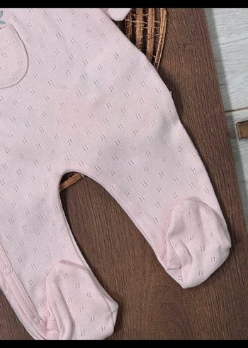 Dantel Detaylı Pembe Nakışlı Bebek Tulumu - Görsel 4