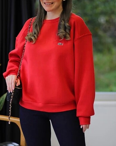 Kırmızı oversize sweatshirt